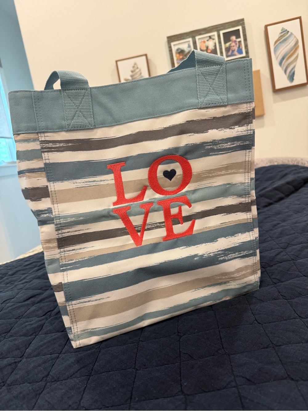 Thirty-One Essential Storage Tote in Brush Stroke with  Coral LOVE Accent